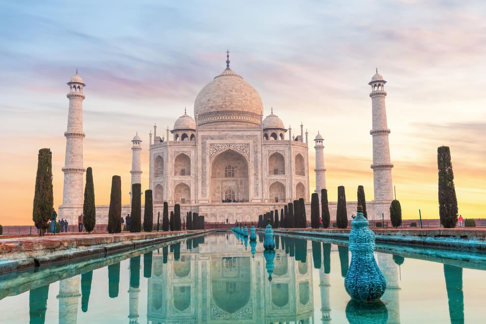 New_Wonders_-_Taj_Mahal_India